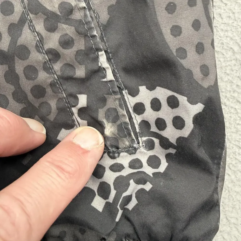 The North Face Jacket Mens Medium Gray Hooded‎ Full Zip Lined Geometric Pattern